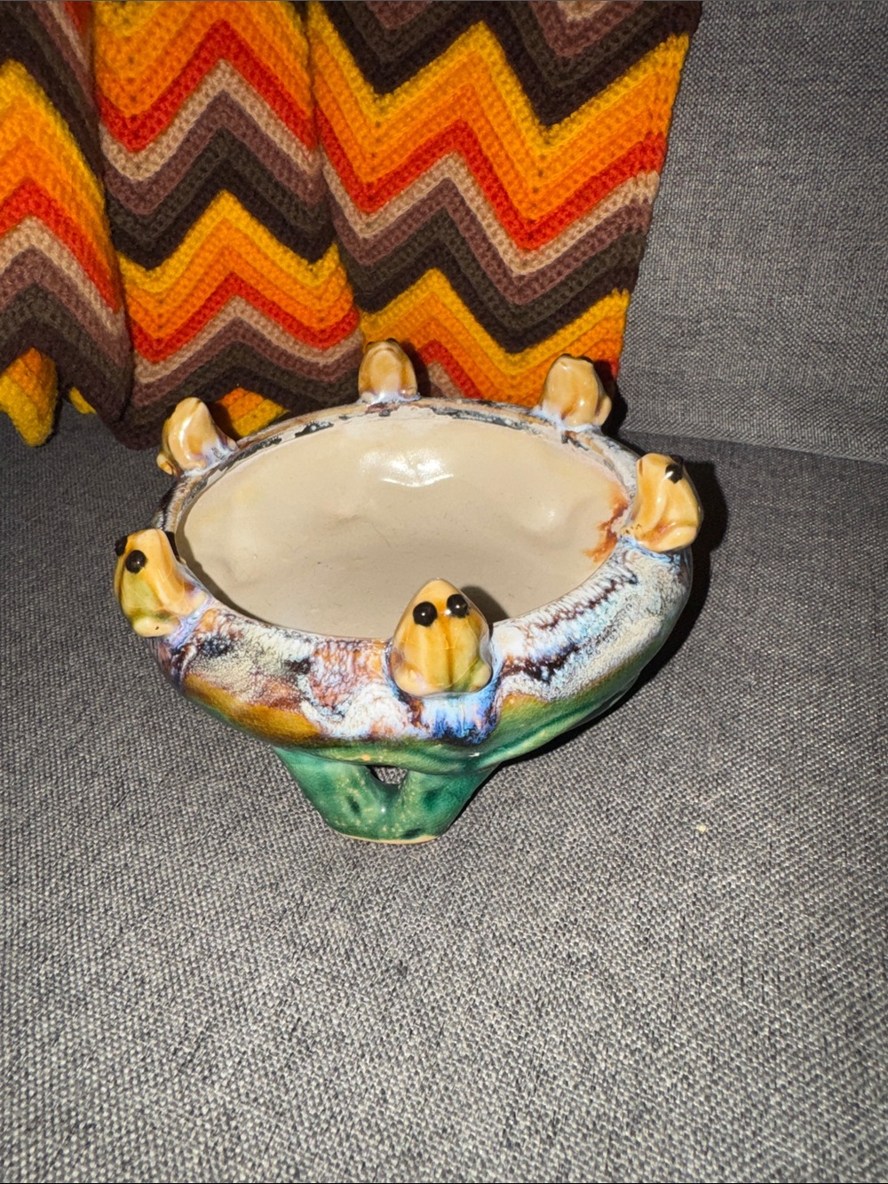 Vintage Mid-Century Glazed Studio Pottery Frog Bowl Planter Art Pottery P302 SF